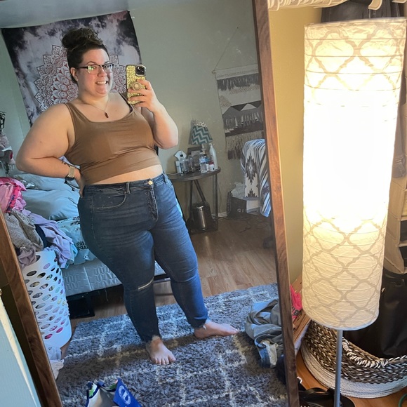 Meet your Posher, Samantha - Picture 5 of 7